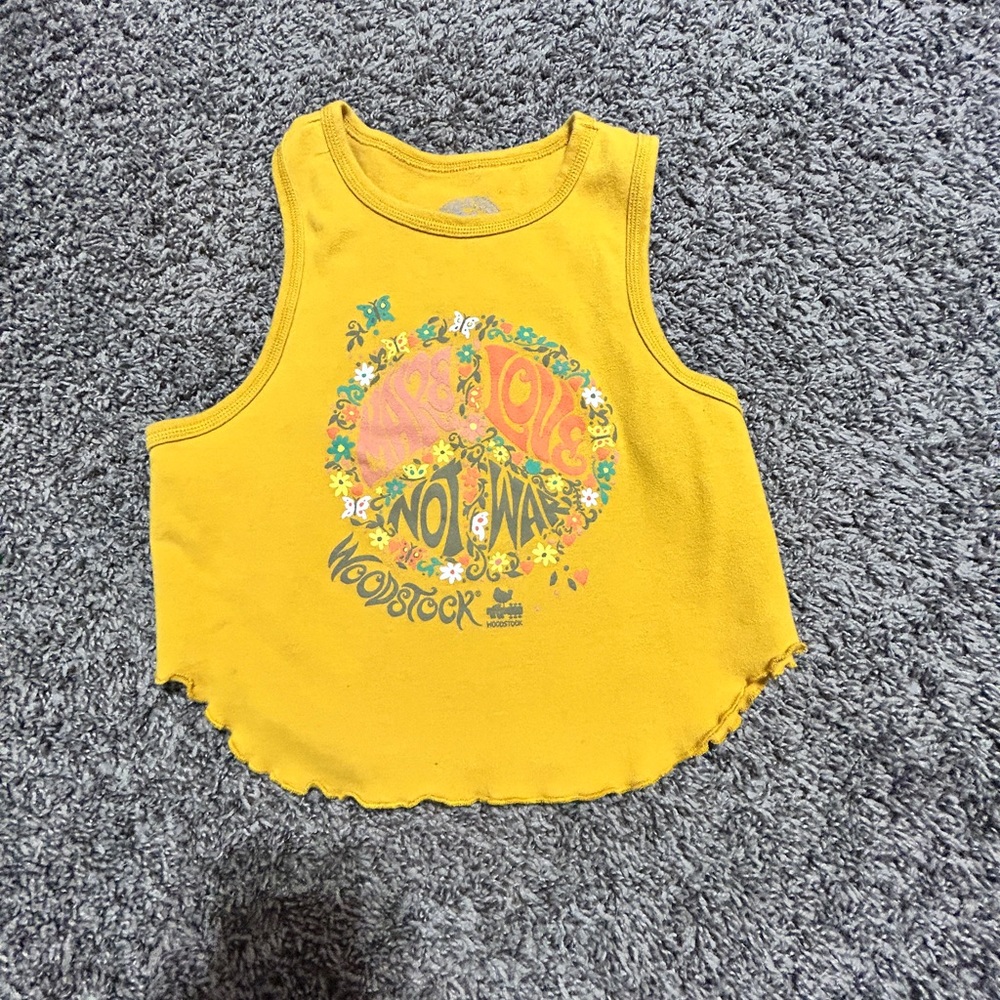 Cropped tank “Make love not war”